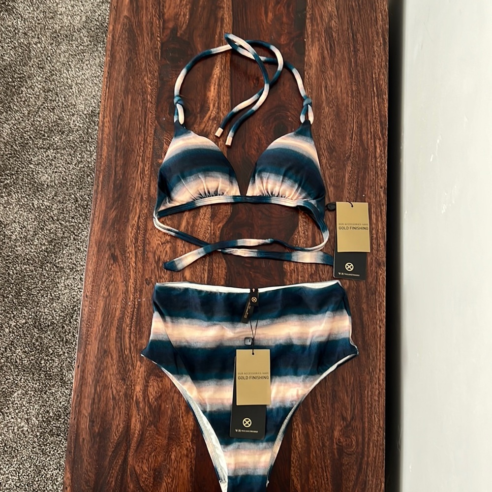 NWT Vix by Paula Hermanny swimsuit